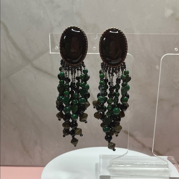 Jewelry - VTG Turquoise Onyx Heart Earrings Glass Beaded Dangle